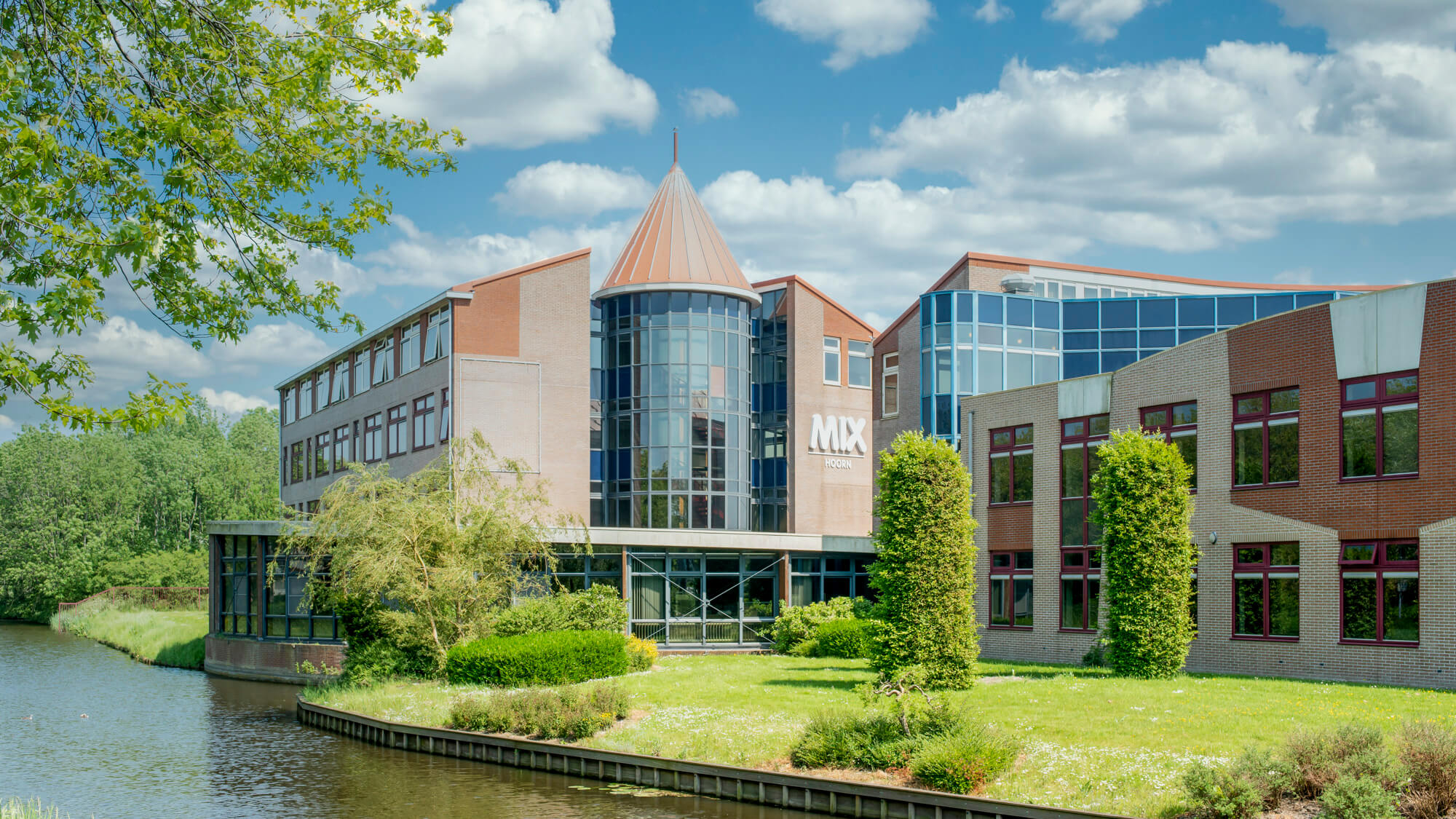 Het MIX gebouw waar wij kantoor hebben